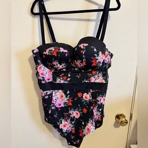Torrid Swimsuit Size 3